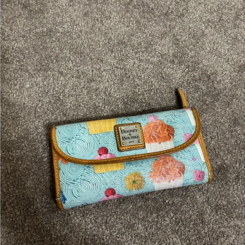 Authentic Dooney & Bourke Cupcake Wallet